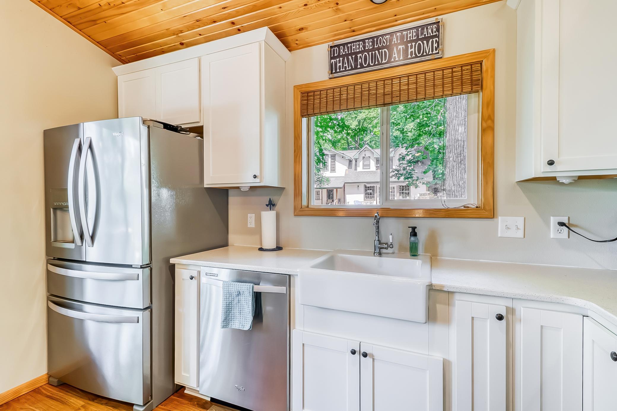 Kitchen1_5.jpg