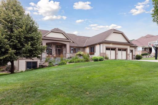 11711 56th Street N, Lake Elmo, MN 55042