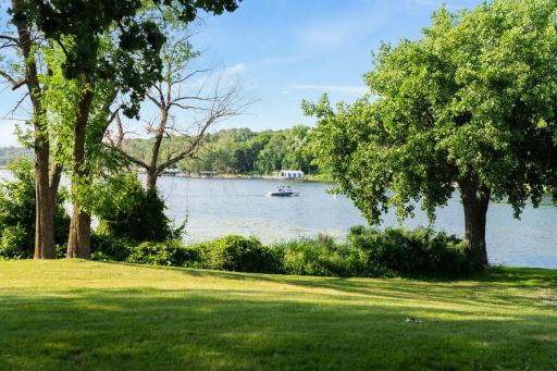 800 N Arm Drive, Orono, MN 55364