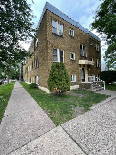 425 Roy Street N, Saint Paul, MN 55104