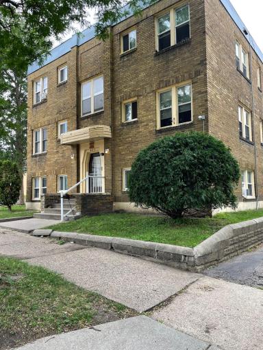 425 Roy Street N, Saint Paul, MN 55104