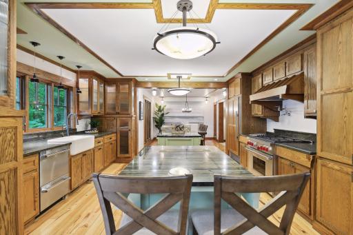 760 Virginia Shores Circle, Excelsior, MN 55331