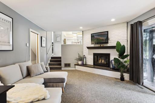 350 Thompson Avenue W, West Saint Paul, MN 55118