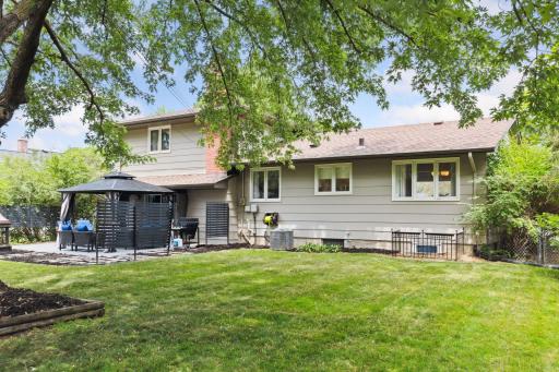 350 Thompson Avenue W, West Saint Paul, MN 55118