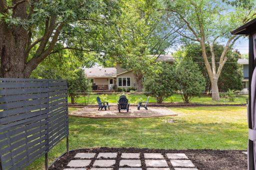350 Thompson Avenue W, West Saint Paul, MN 55118