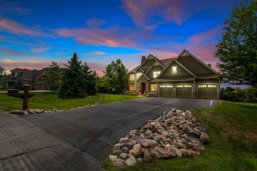 7681 Prairie Grass Pass, Prior Lake, MN 55372