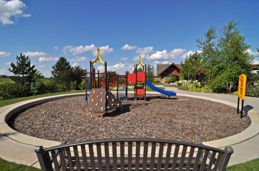 7681 Prairie Grass Pass, Prior Lake, MN 55372