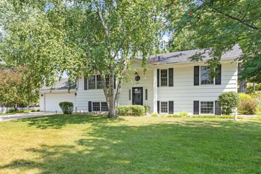 9109 Toledo Road, Bloomington, MN 55437