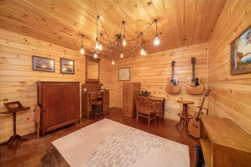 51864 Becker Road, Bigfork, MN 56628