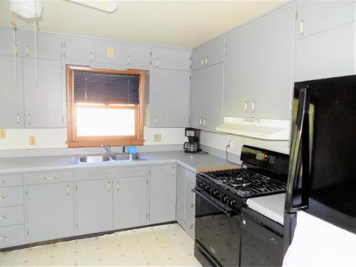 530 Park Avenue, Williams, MN 56686