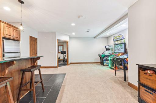 4815 Suburban Drive, Shorewood, MN 55331