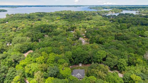4815 Suburban Drive, Shorewood, MN 55331