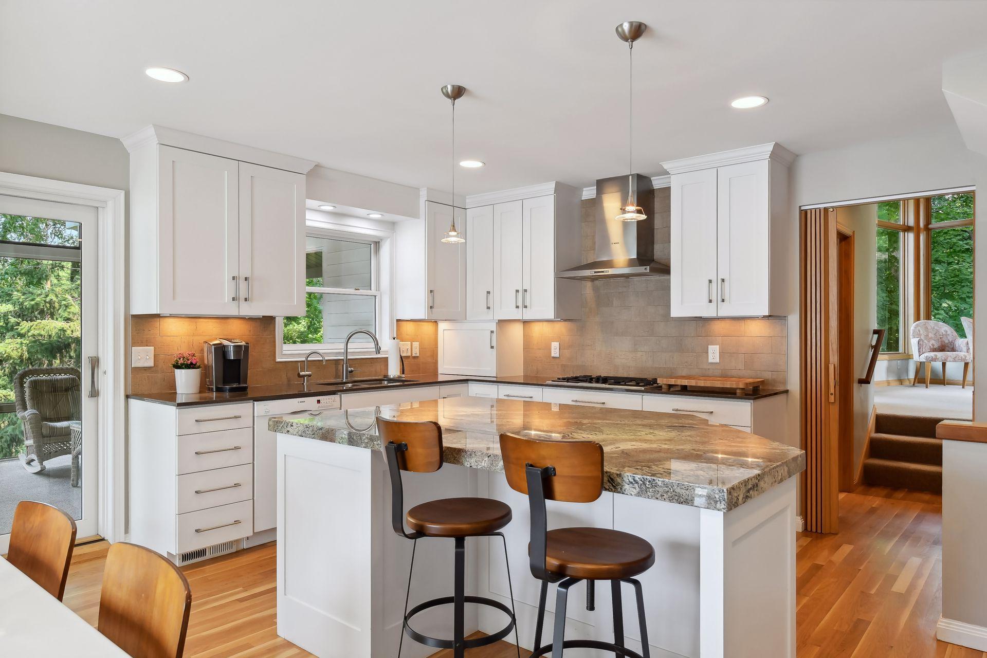 Plentiful cabinetry and sotrage space.