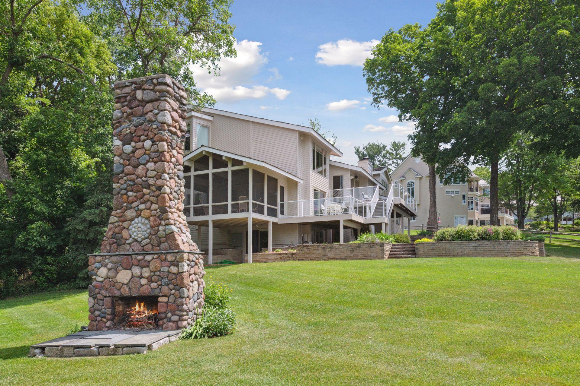 Grand outdoor fire pit - perfect for entertaining lake side!