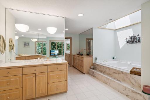7662 S Bay Drive, Bloomington, MN 55438