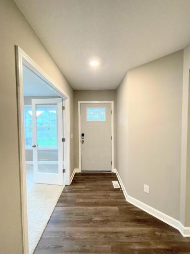 Welcome Home! Photos are of the actual, available home.