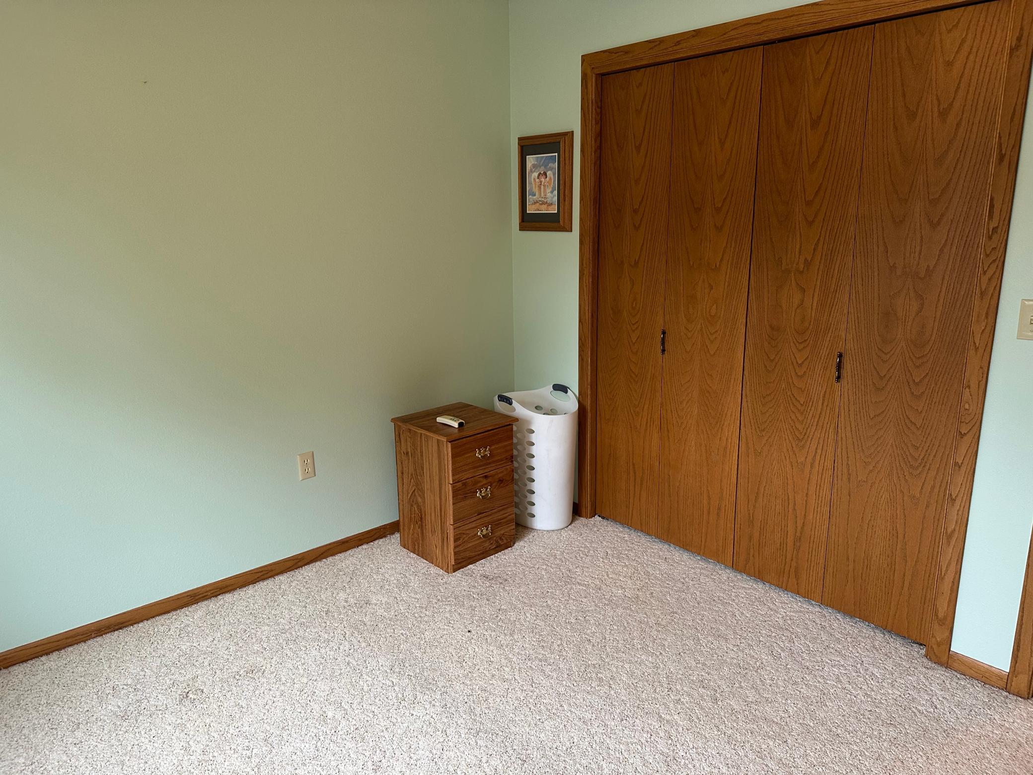 Bedroom 1.2.jpg