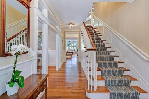1005 Old Long Lake Road, Wayzata, MN 55391