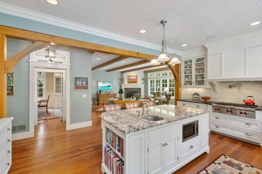 1005 Old Long Lake Road, Wayzata, MN 55391