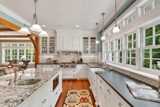 1005 Old Long Lake Road, Wayzata, MN 55391