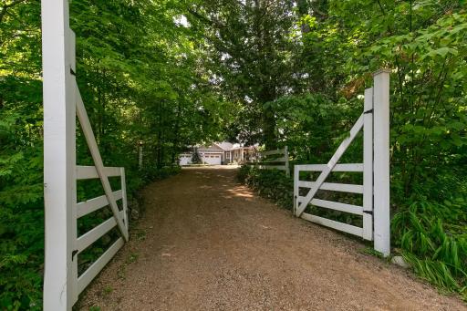 1005 Old Long Lake Road, Wayzata, MN 55391