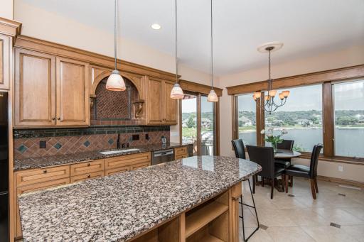1426 Salem Lane SW, Rochester, MN 55902
