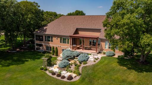 1426 Salem Lane SW, Rochester, MN 55902