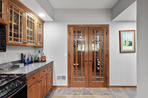 18466 Nicklaus Way, Eden Prairie, MN 55347