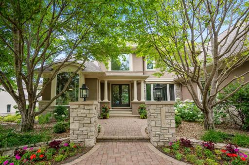 18466 Nicklaus Way, Eden Prairie, MN 55347