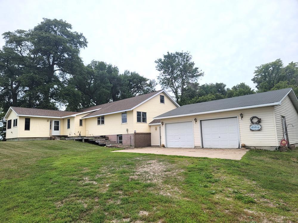 Photo for 14308 110th Street, Hanska, MN 56041 - Listing #6401346 110hanska-1.jpg