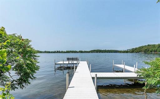 1518 Sunsetview Road, Brainerd, MN 56401