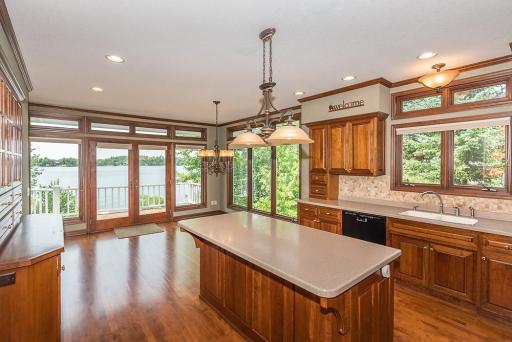 1518 Sunsetview Road, Brainerd, MN 56401