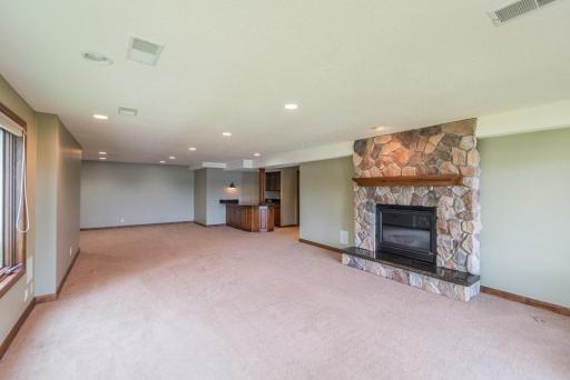1518 Sunsetview Road, Brainerd, MN 56401