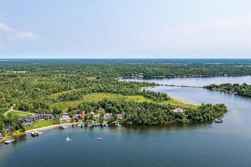 1518 Sunsetview Road, Brainerd, MN 56401