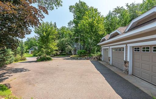 1518 Sunsetview Road, Brainerd, MN 56401