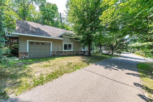 1518 Sunsetview Road, Brainerd, MN 56401