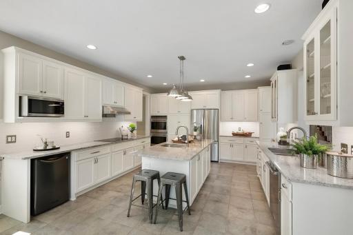 27000 Noble Road, Excelsior, MN 55331