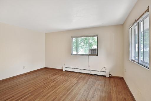 Minneapolis, MN 55414