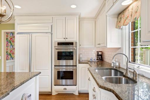 5600 Park Place, Edina, MN 55424