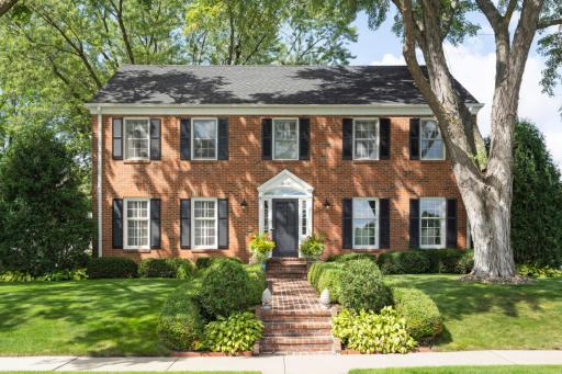 5600 Park Place, Edina, MN 55424