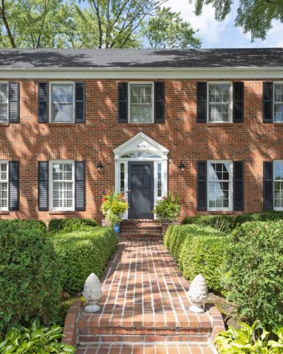 5600 Park Place, Edina, MN 55424
