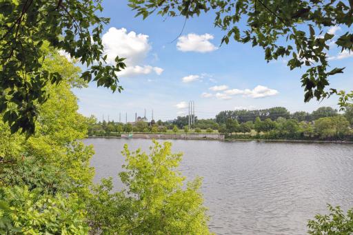 410 River Street, Minneapolis, MN 55401