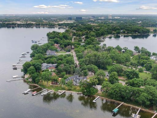 250 Peninsula Road, Medicine Lake, MN 55441