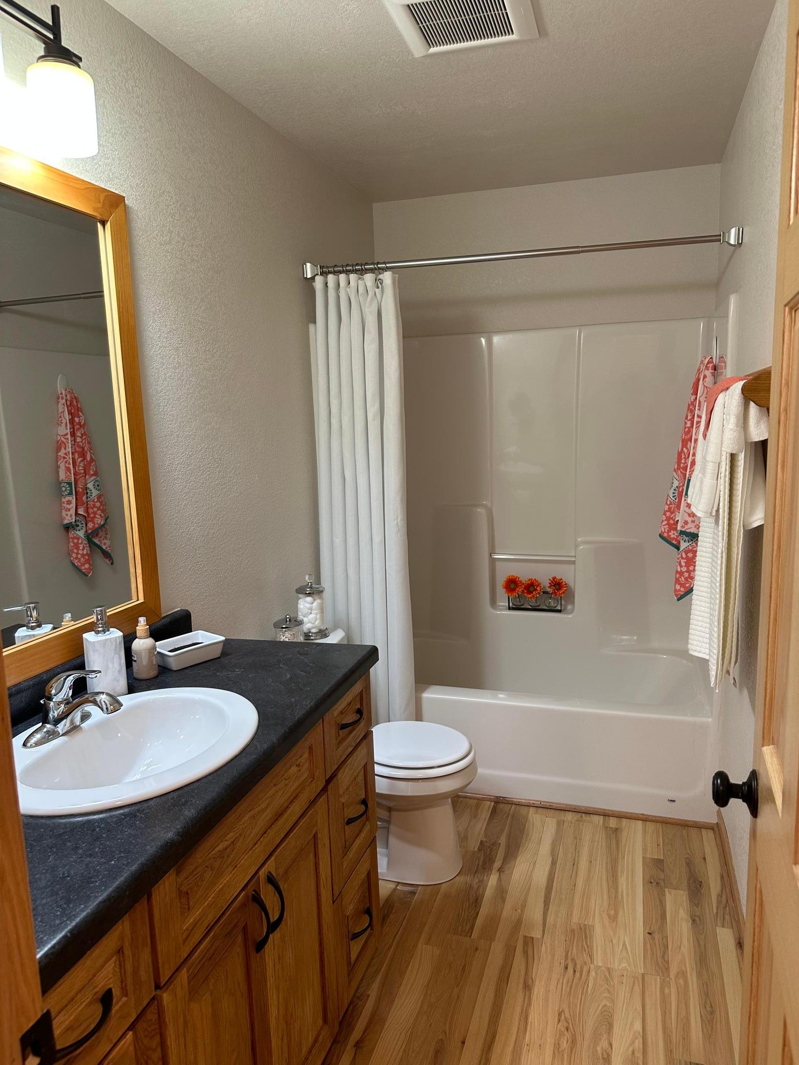 Main Full Bath