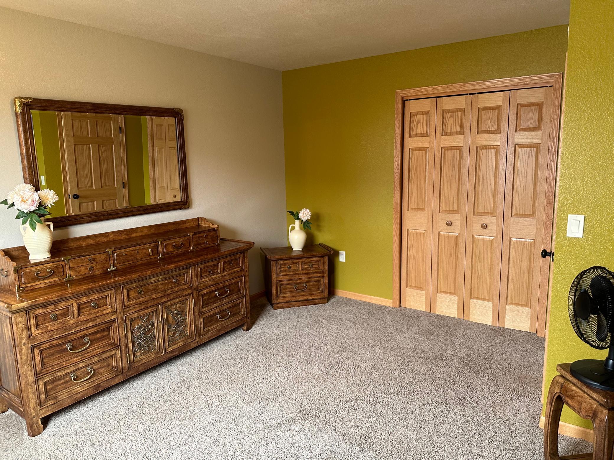 Bedroom 1.2.jpg