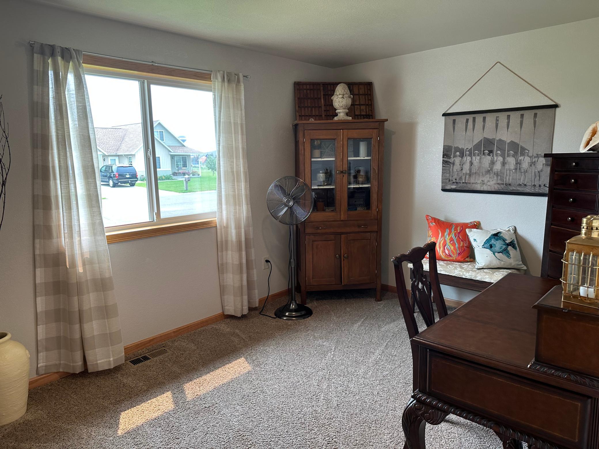 Bedroom.office. Main.jpg