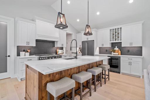 6060 Strawberry Lane, Excelsior, MN 55331