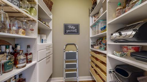 Walk-in Pantry