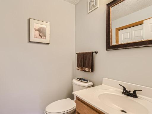 2320 Lower Afton Road E, 413, Maplewood, MN 55119