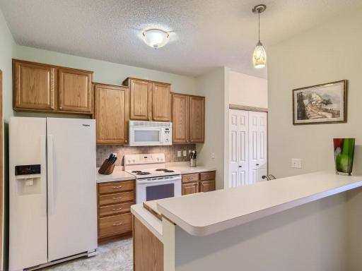 2320 Lower Afton Road E, 413, Maplewood, MN 55119